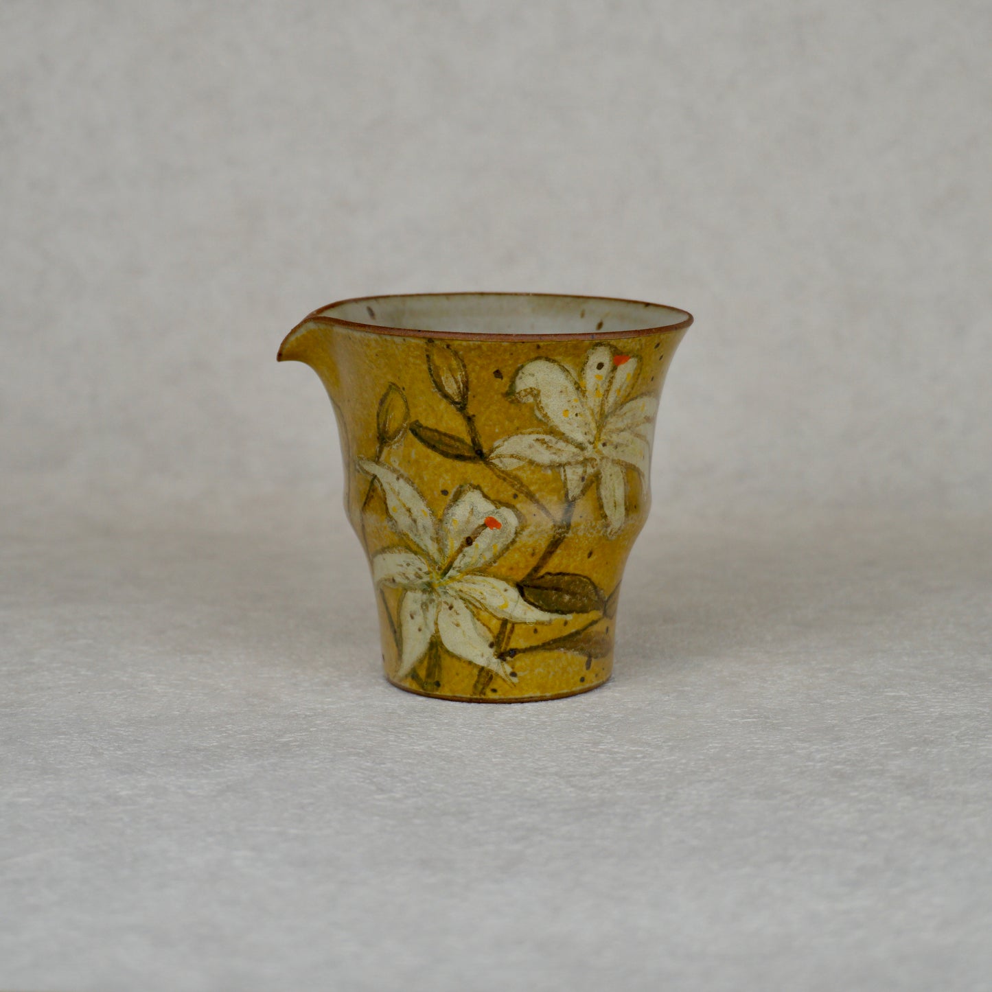 White Lily Pouring Mug