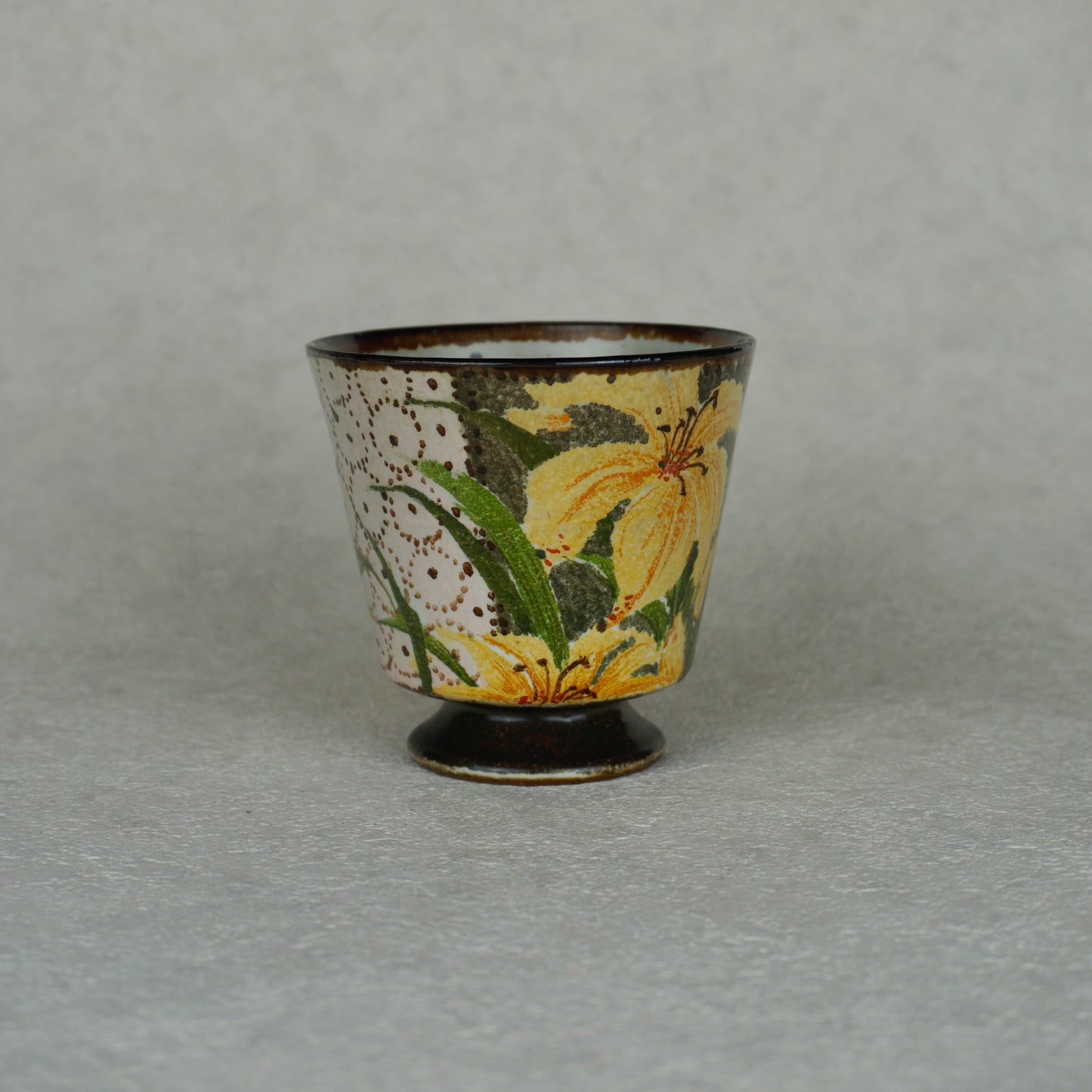 Yellow Lily Short Goblet Mug