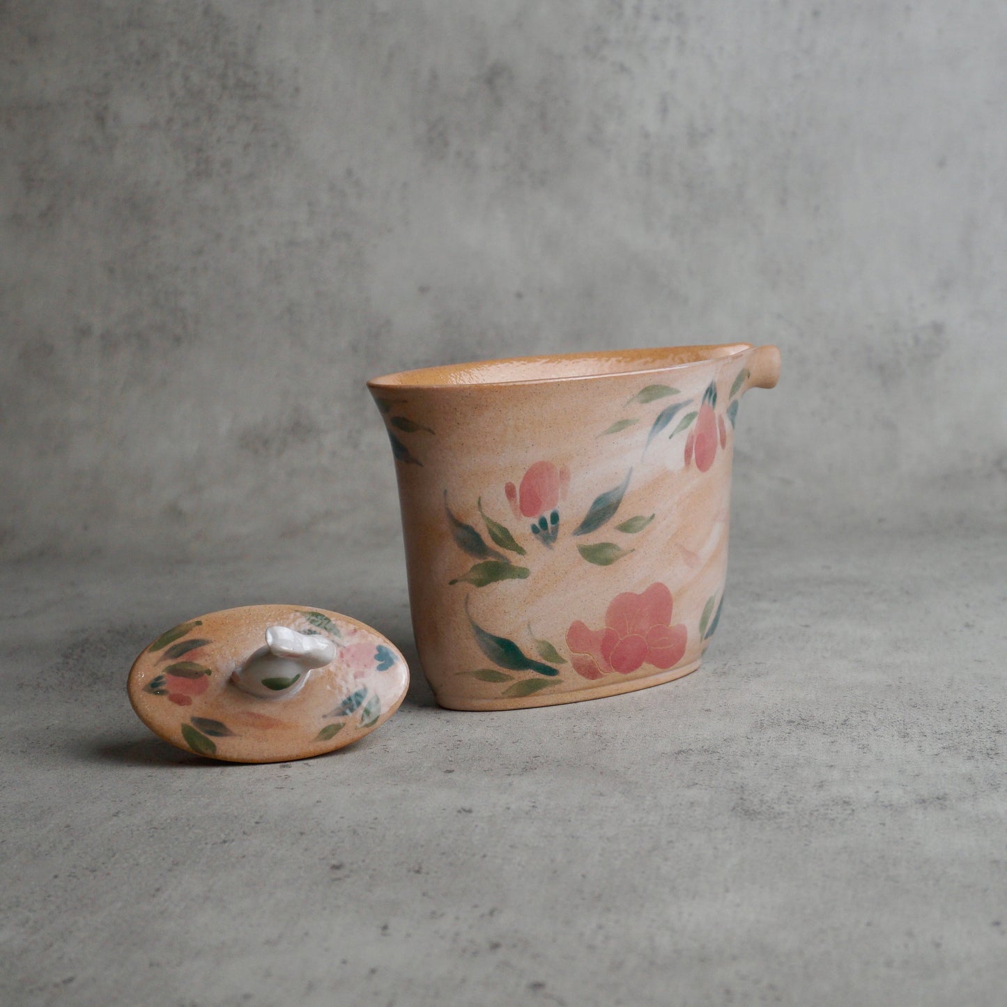Rabbit Lid Pink Tea Set