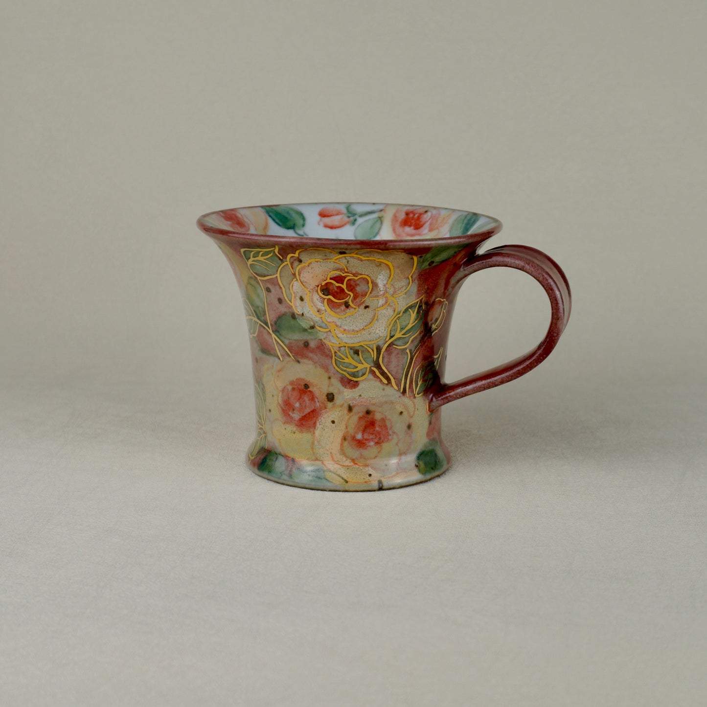 Burgundy Mug Rim Design