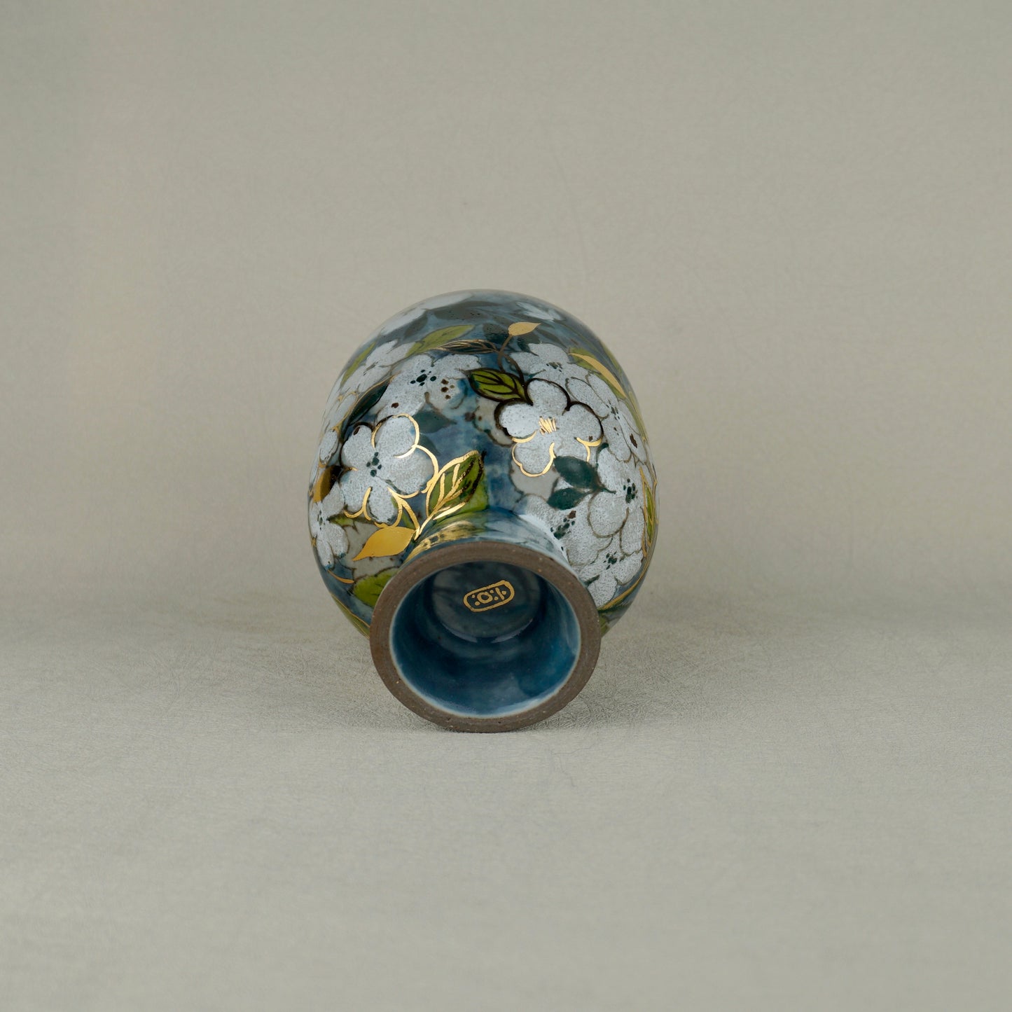 White Flower Pedestal Mug
