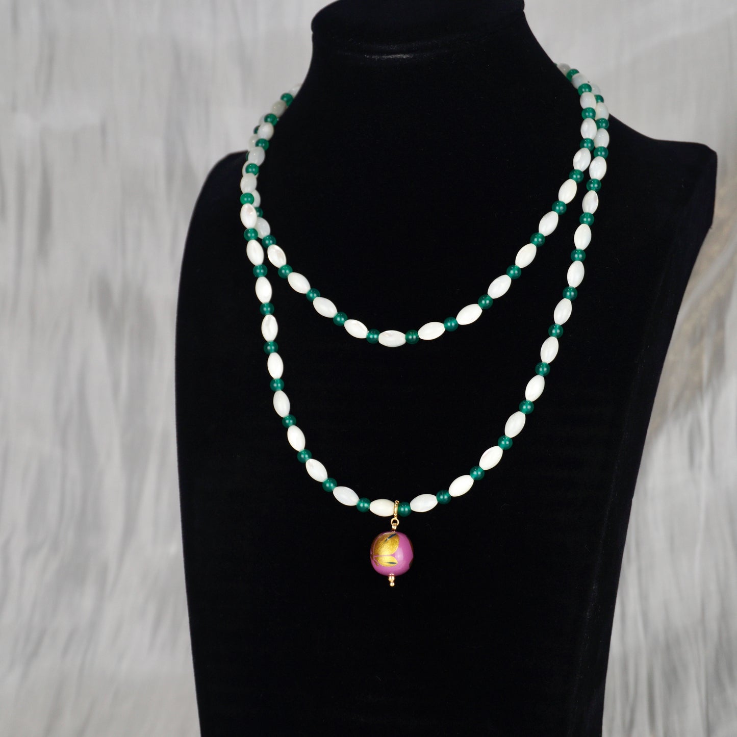 Lacquer Green Agate Shell Golden Butterfly Bead Purple Necklace