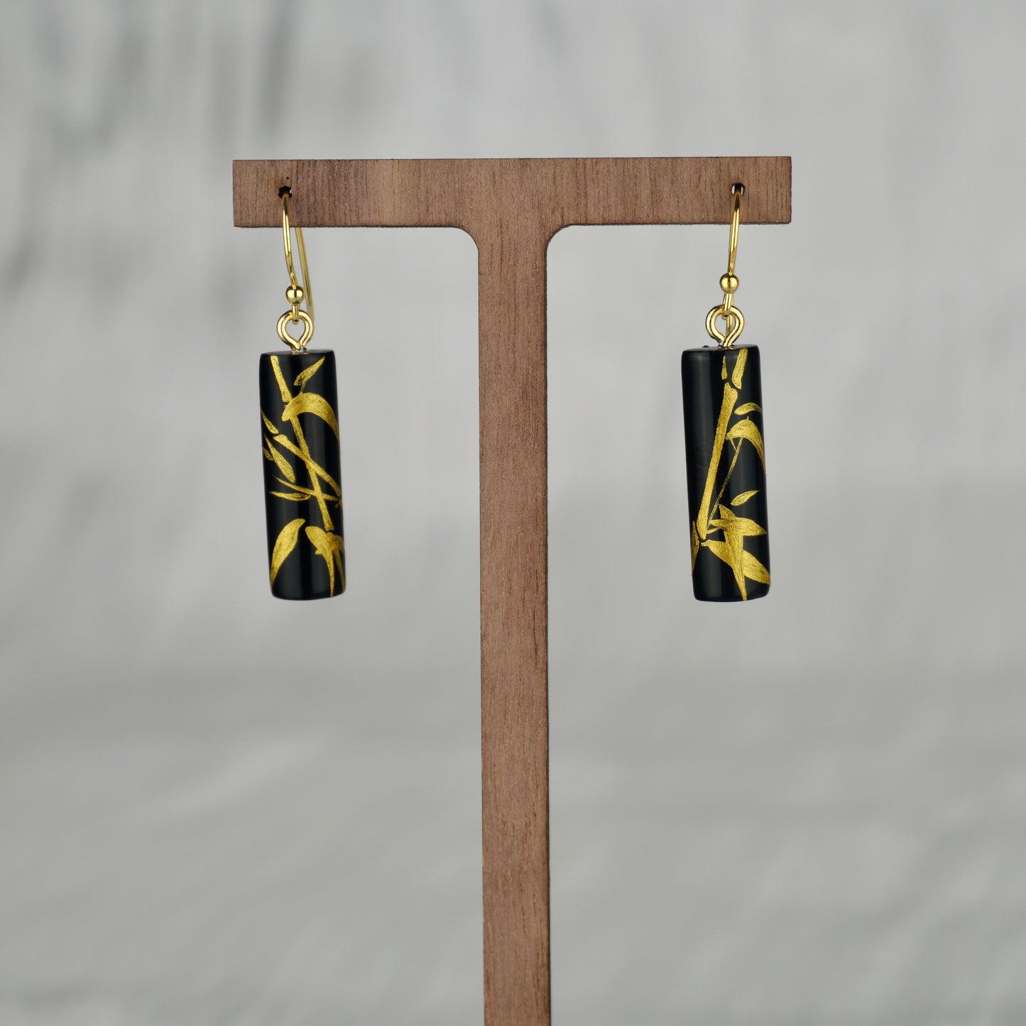 Lacquer Golden Bamboo Black Earrings