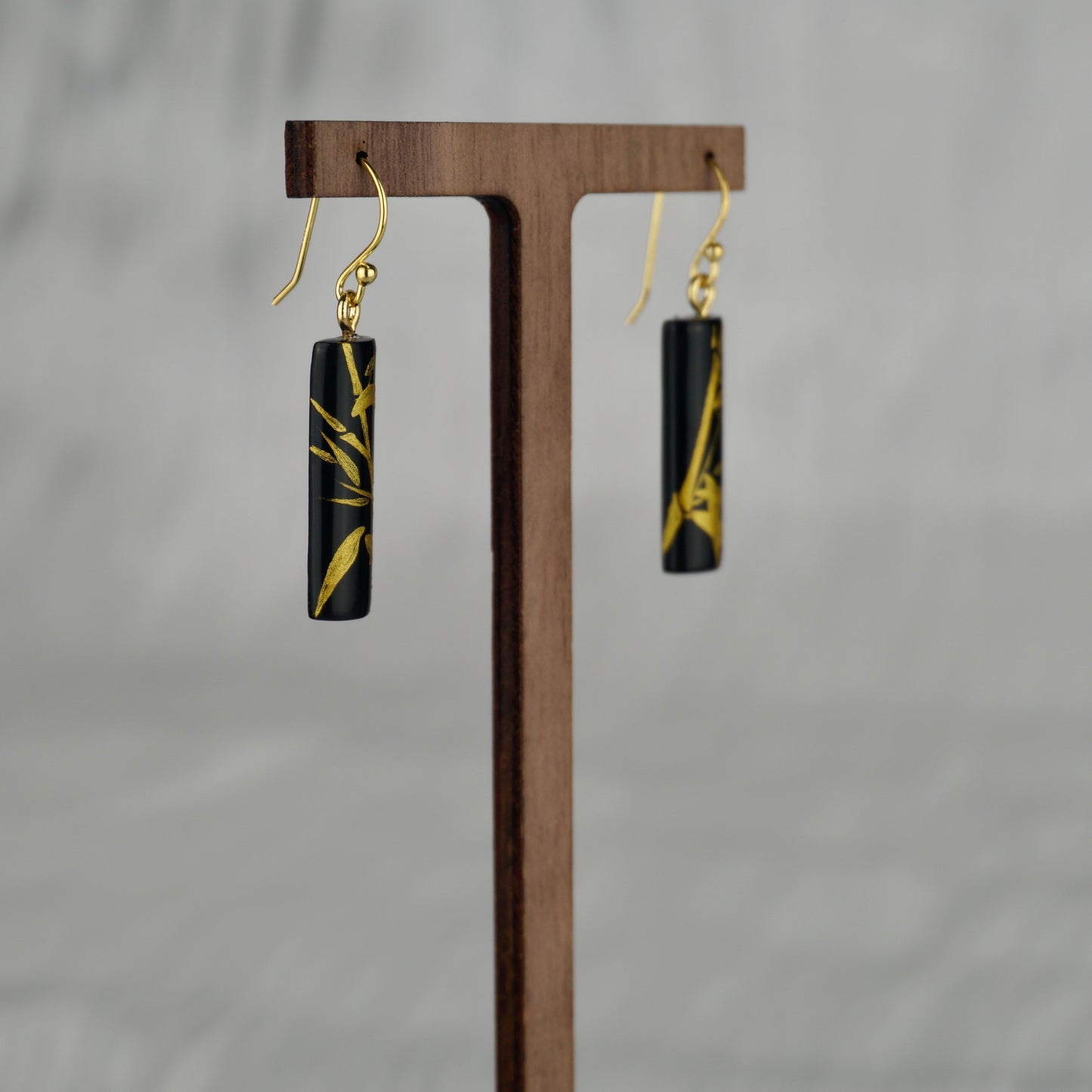 Lacquer Golden Bamboo Black Earrings