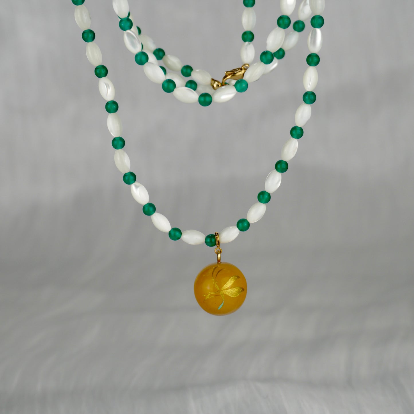 Lacquer Green Agate Shell Golden Butterfly Bead Purple Necklace