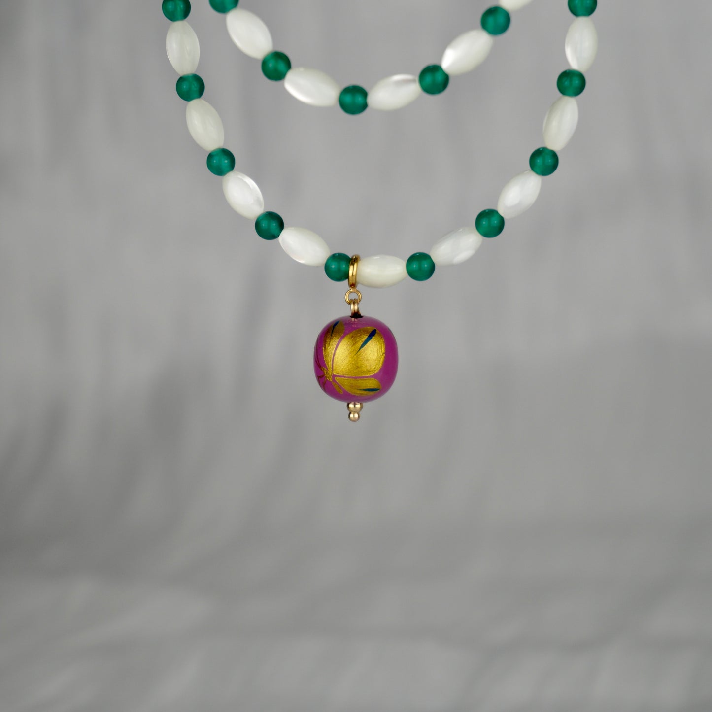 Lacquer Green Agate Shell Golden Butterfly Bead Purple Necklace