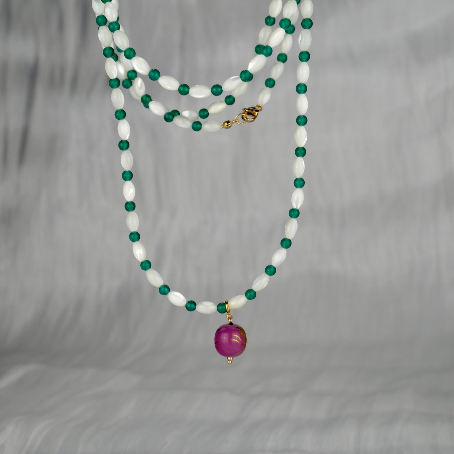 Lacquer Green Agate Shell Golden Butterfly Bead Purple Necklace
