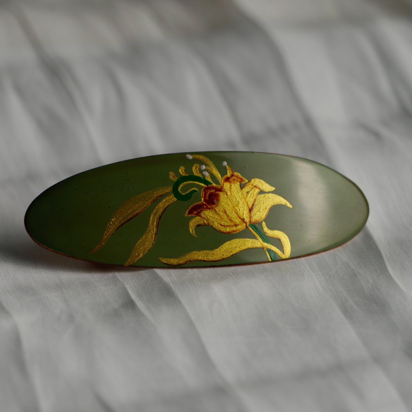 Gold Flower Lacquer Hair Clip