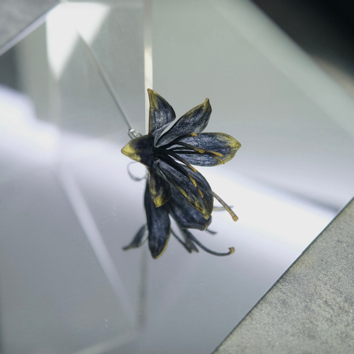 Black Tuberose Golden Tip Earring