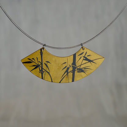 Lacquerware Fanning Necklace