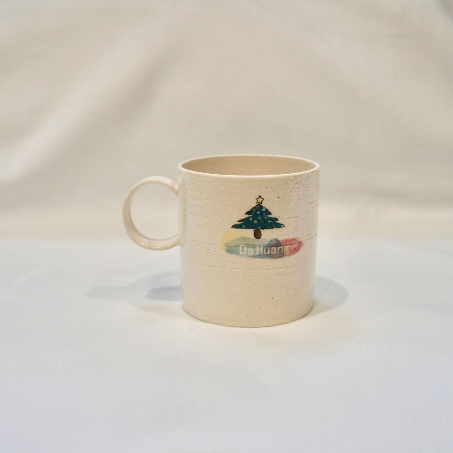 Ceramic Mug with Christmas cat and daisy