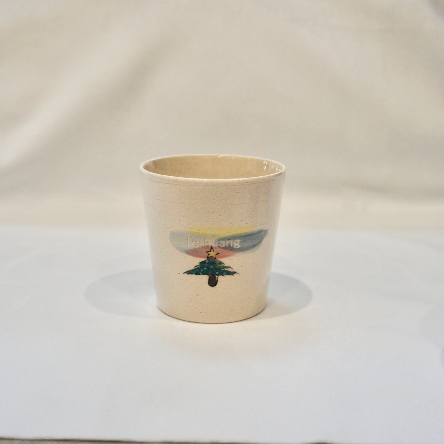 Ceramic Mug with Christmas cat and daisy
