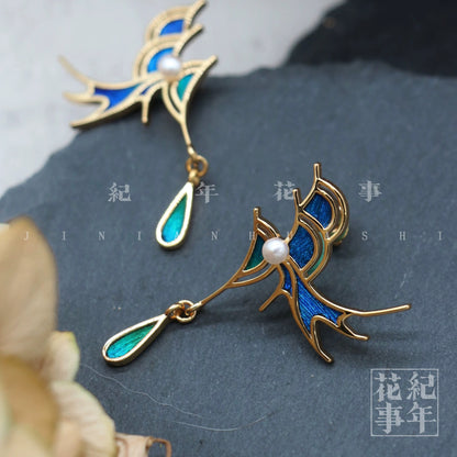 Peacock Feather Fishtail Ripple Design Earrings