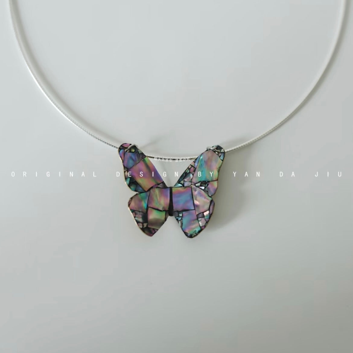 Lacquer Butterfly Nacre Inlay Choker