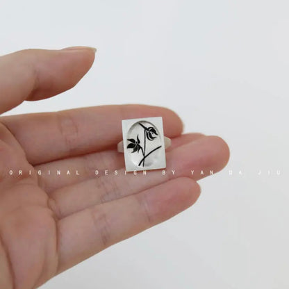 Black Lacquer Tulip Orchid Blossom Ring