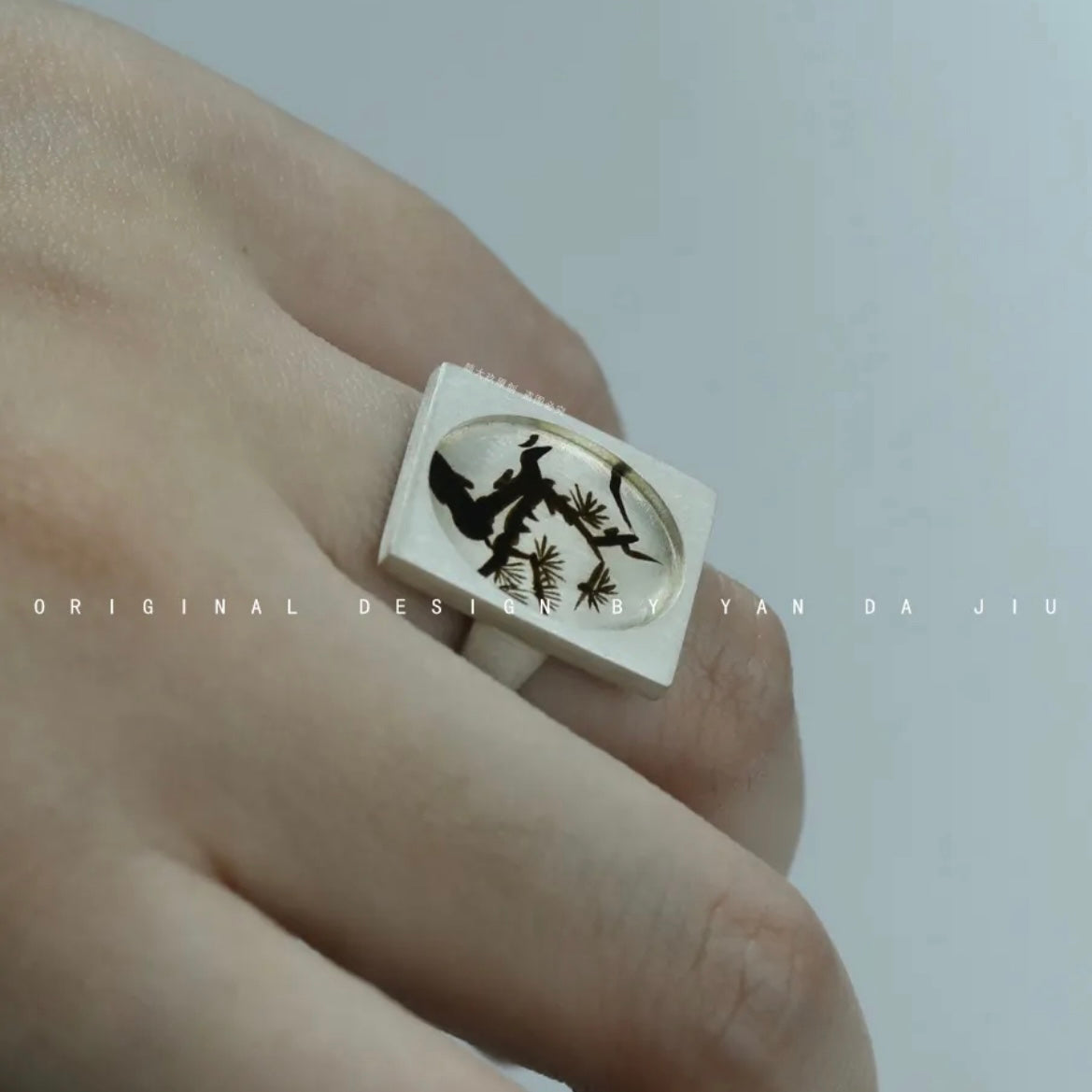 Black Lacquer Tulip Orchid Blossom Ring